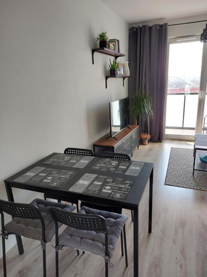 شقة Apartament Przy Stadionie غدانسك المظهر الخارجي الصورة